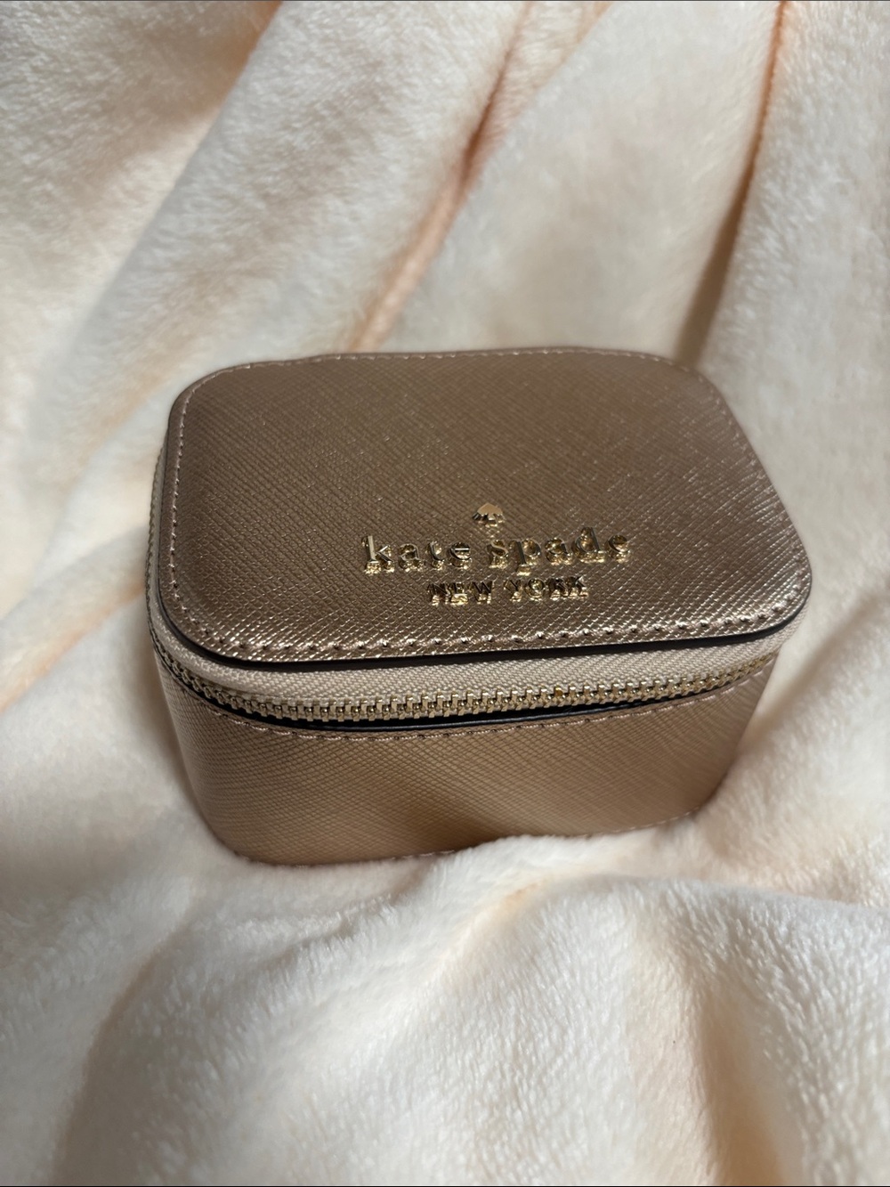 kate spade Metallic Gold Travel Jewelry Case